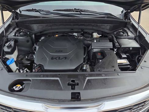 Used 2022 Kia Telluride EX w/ EX Premium Package image 9