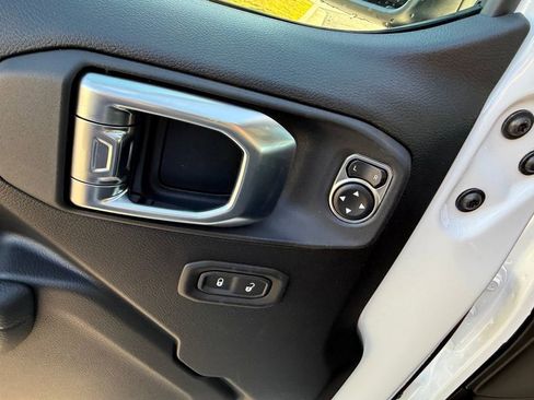 New 2026 Jeep Gladiator Rubicon image 11