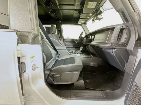 Used 2025 Ford Bronco Big Bend image 34