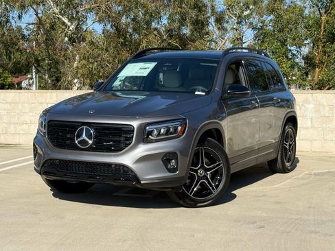 New 2026 Mercedes-Benz GLB 250 image 2