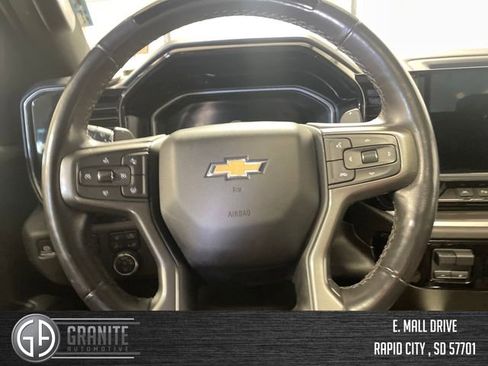 Used 2024 Chevrolet Silverado 1500 High Country image 14