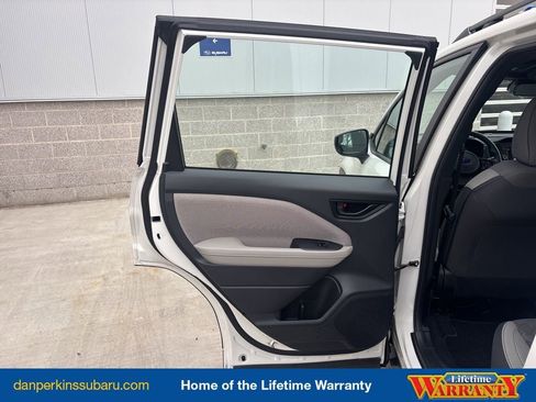 Certified 2025 Subaru Forester image 28