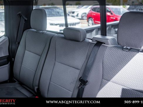 Used 2020 Ford F250 XLT w/ XLT Premium Package image 16