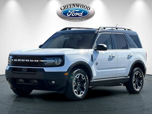 New 2025 Ford Bronco Sport Outer Banks image 8