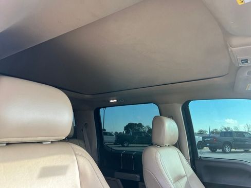 Used 2019 Ford F150 Lariat w/ Equipment Group 502A Luxury AWD/4WD image 15