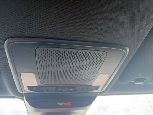 Used 2025 Honda HR-V Sport image 21