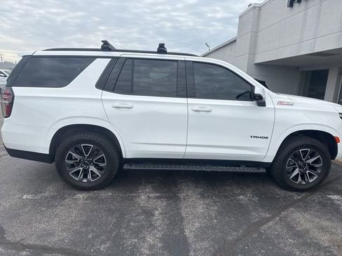 Used 2023 Chevrolet Tahoe Z71 w/ Luxury Package AWD/4WD image 9
