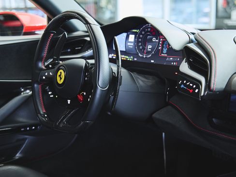 Used 2021 Ferrari SF90 Stradale image 32