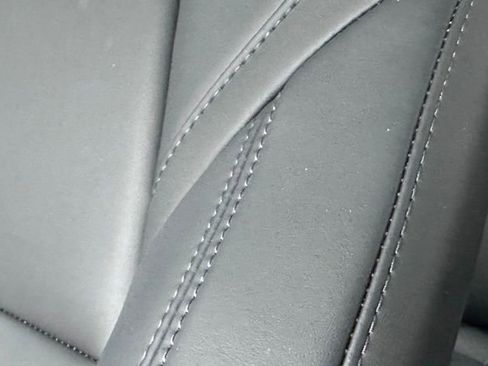 Used 2023 Tesla Model Y Long Range image 19