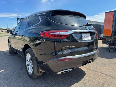 Used 2020 Buick Enclave Premium w/ Sun and Sites Package AWD/4WD image 5