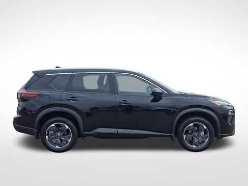 Used 2024 Nissan Rogue SV w/ SV Premium Package AWD/4WD image 7