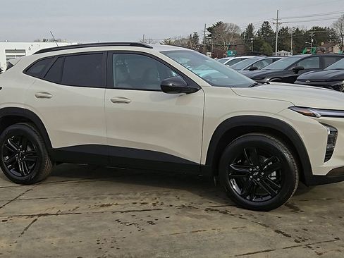 New 2026 Chevrolet Trax ACTIV w/ Driver Confidence Package image 6