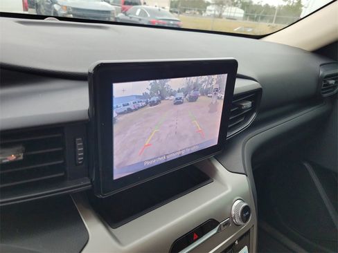 Used 2021 Ford Explorer 2WD w/ Class III Trailer Tow Package image 22