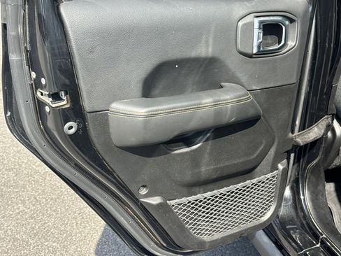 Used 2025 Jeep Wrangler Backcountry image 21