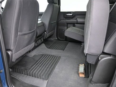 Used 2024 Chevrolet Silverado 2500 Custom w/ Custom Value Package image 18