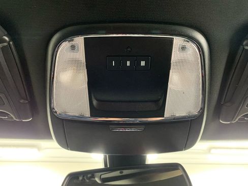 Used 2018 Dodge Charger GT w/ Driver Confidence Group image 36