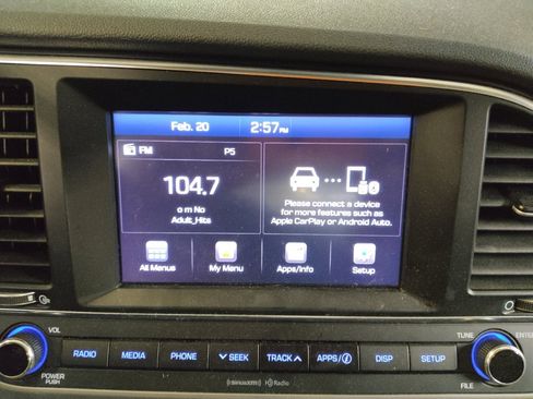 Used 2018 Hyundai Elantra SEL image 25