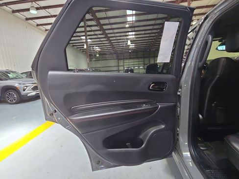 Used 2025 Dodge Durango GT AWD/4WD image 25