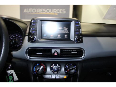 Used 2020 Hyundai Kona SE image 31