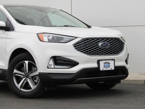 Used 2023 Ford Edge SEL w/ Convenience Package image 5