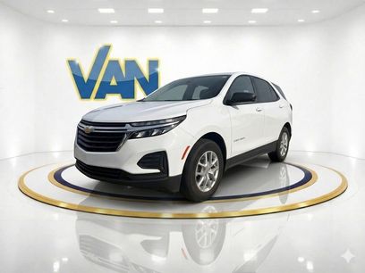 Used 2024 Chevrolet Equinox LS w/ LS Convenience Package