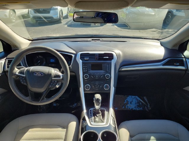 Used 2013 Ford Fusion S FWD image 9