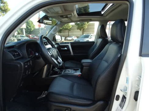 Certified 2021 Toyota 4Runner SR5 Premium image 18