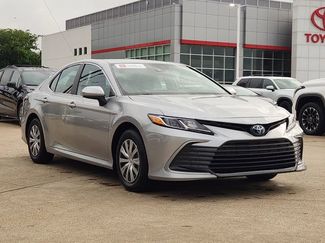Used 2023 Toyota Camry LE FWD video 2