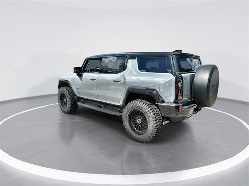 New 2026 GMC Hummer EV SUV image 6