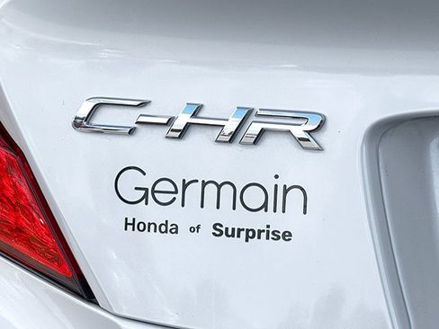 Used 2019 Toyota C-HR LE image 28