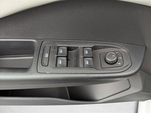 New 2026 Volkswagen Taos S image 10