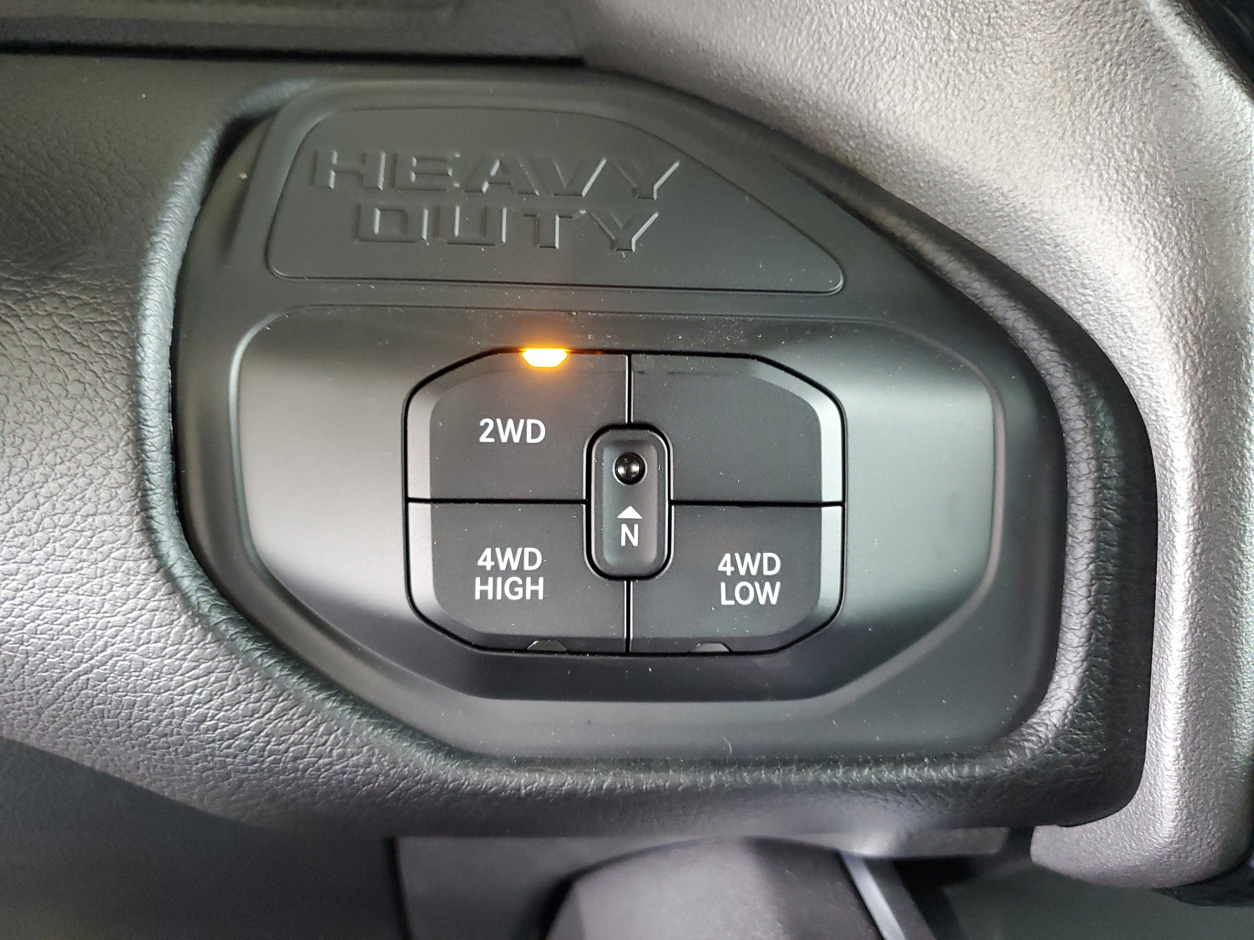 New 2025 RAM 2500 Big Horn AWD/4WD image 28