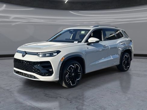 New 2026 Volkswagen Tiguan SEL R-Line AWD/4WD image 1