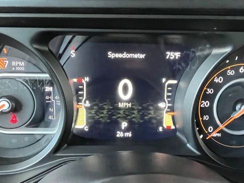 New 2025 Jeep Gladiator Rubicon image 12