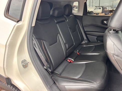 Used 2020 Jeep Compass Limited FWD image 25