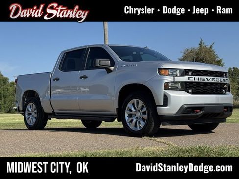 Used 2022 Chevrolet Silverado 1500 Custom image 1