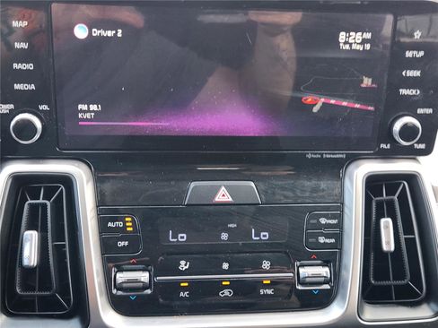 Used 2022 Kia Sorento S w/ Panoramic Sunroof Package FWD image 13