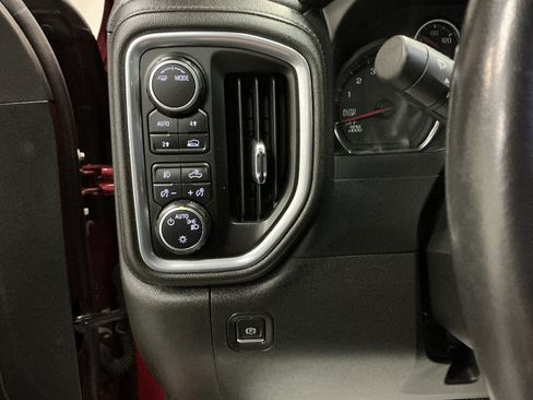 Used 2022 Chevrolet Silverado 1500 RST AWD/4WD image 11