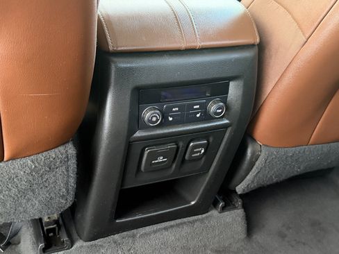 Used 2020 Chevrolet Traverse High Country AWD/4WD image 24