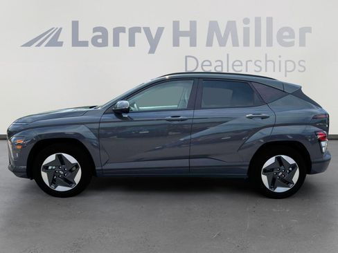 New 2025 Hyundai Kona SEL image 3