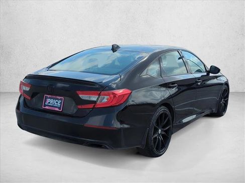 Used 2018 Honda Accord Sport image 5