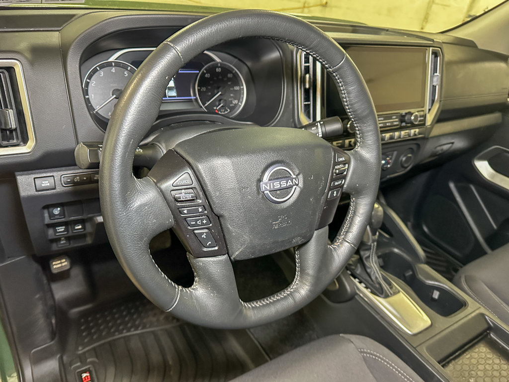Used 2025 Nissan Frontier SV w/ SV Convenience Package AWD/4WD image 19