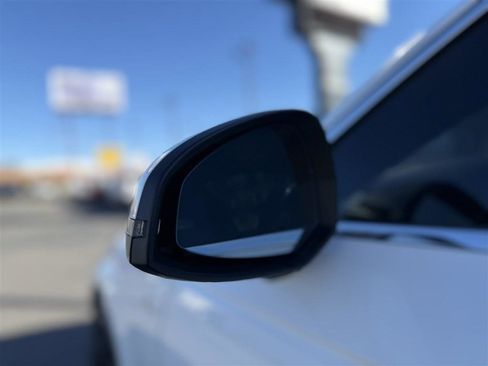 Used 2017 Audi A4 2.0T Premium Plus w/ Premium Plus Package image 16