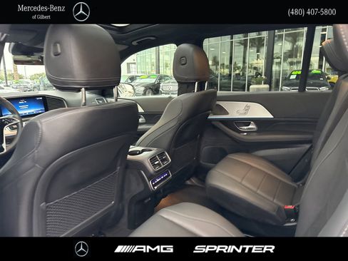 Certified 2025 Mercedes-Benz GLS 450 4MATIC image 19