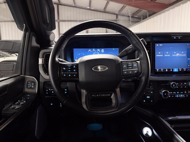 Used 2025 Ford F350 Platinum AWD/4WD image 32