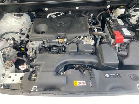 Used 2024 Toyota RAV4 XLE image 29