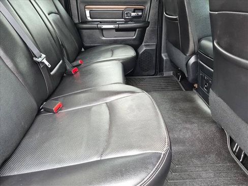Used 2016 RAM 1500 Laramie w/ Convenience Group AWD/4WD image 26