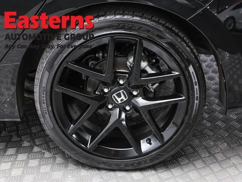 Used 2025 Honda Civic Sport image 8