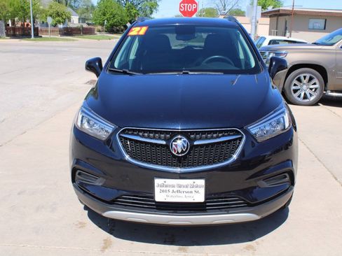 Used 2021 Buick Encore Preferred w/ Safety Package AWD/4WD image 3