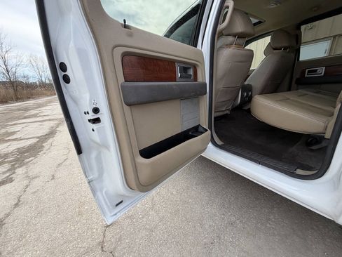 Used 2010 Ford F150 Lariat image 22